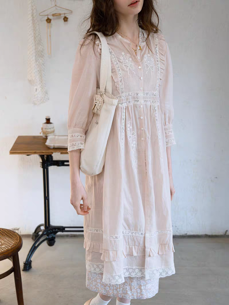 Kissgarnet. Original Design Embroidered Cardigan-Style Overlay Dress & Lace Slip Dress Set