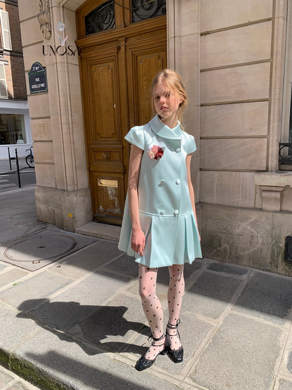 UNOSA. Original Design Satin Double-Breasted Pleated Short Sleeve Dress