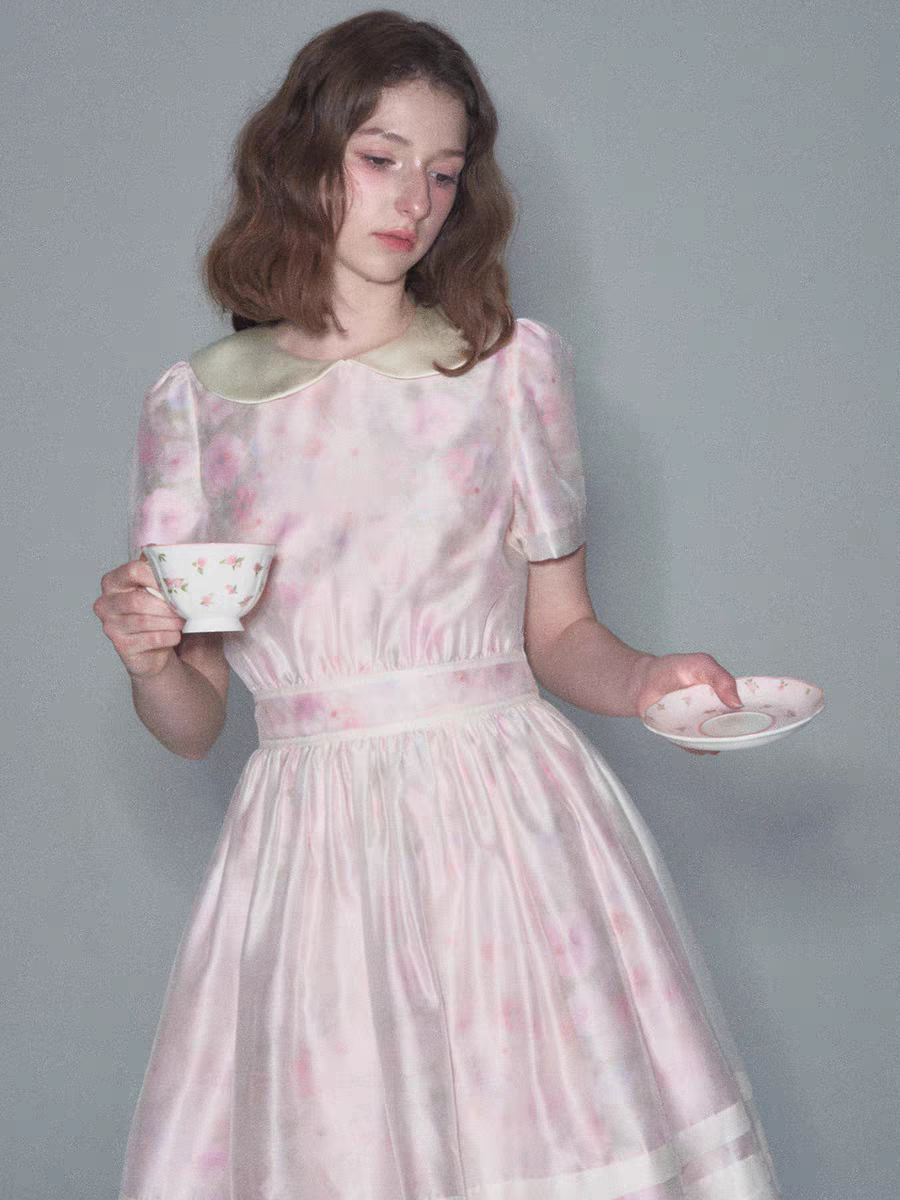Romance Nanci. Original Design Rose Oil Painting Puff Dress with Peter Pan Collar